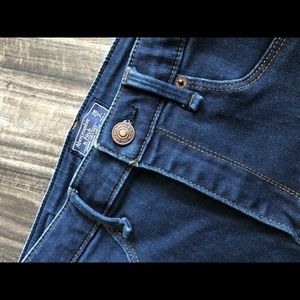 Abercrombie Simone High Rise Jean Legging Crop